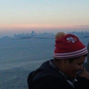 Meet your Posher, Moises